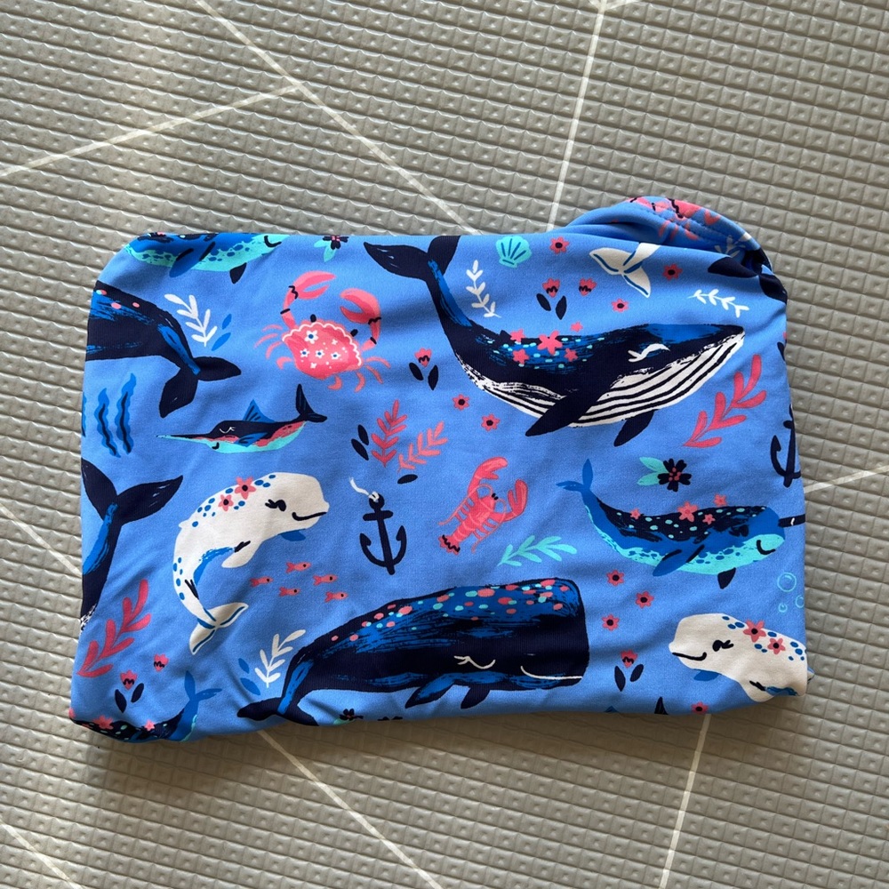 Hatley whale swimsuit 6-9 months - Picture 5 of 6